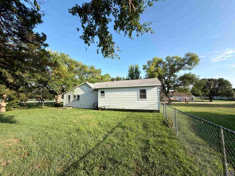 Tiny photo for 1406 Penobscot St, Burlington, KS 66839 (MLS # 245800)