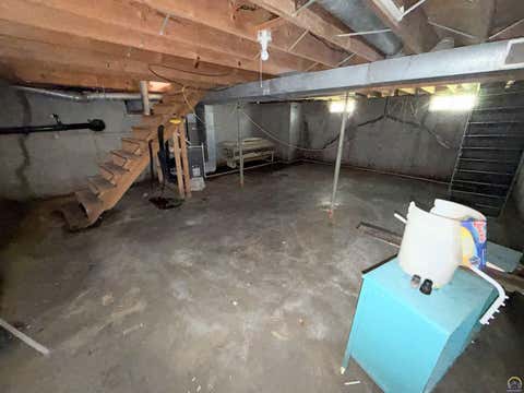 Tiny photo for 1406 Penobscot St, Burlington, KS 66839 (MLS # 245800)