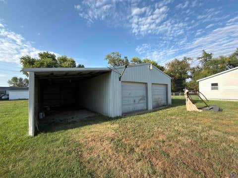 Tiny photo for 1406 Penobscot St, Burlington, KS 66839 (MLS # 245800)