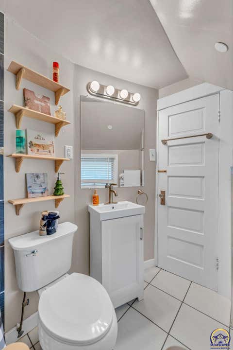 Tiny photo for 2622 SE Adams St, Topeka, KS 66605 (MLS # 245913)
