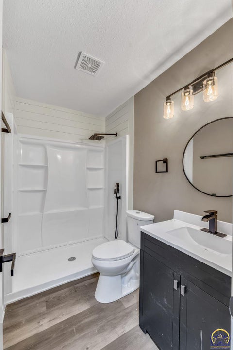 Tiny photo for 831 Elm St, Lawrence, KS 66044 (MLS # 246760)