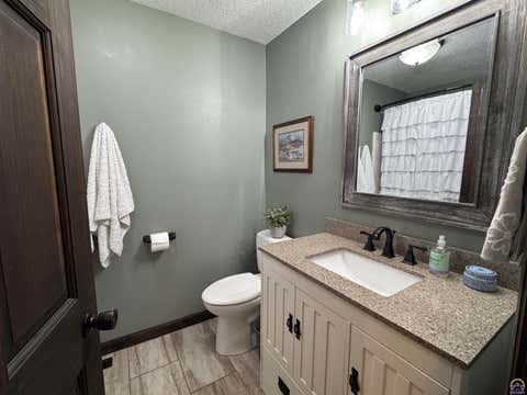Tiny photo for 2924 Prairie St, Emporia, KS 66801 (MLS # 246159)