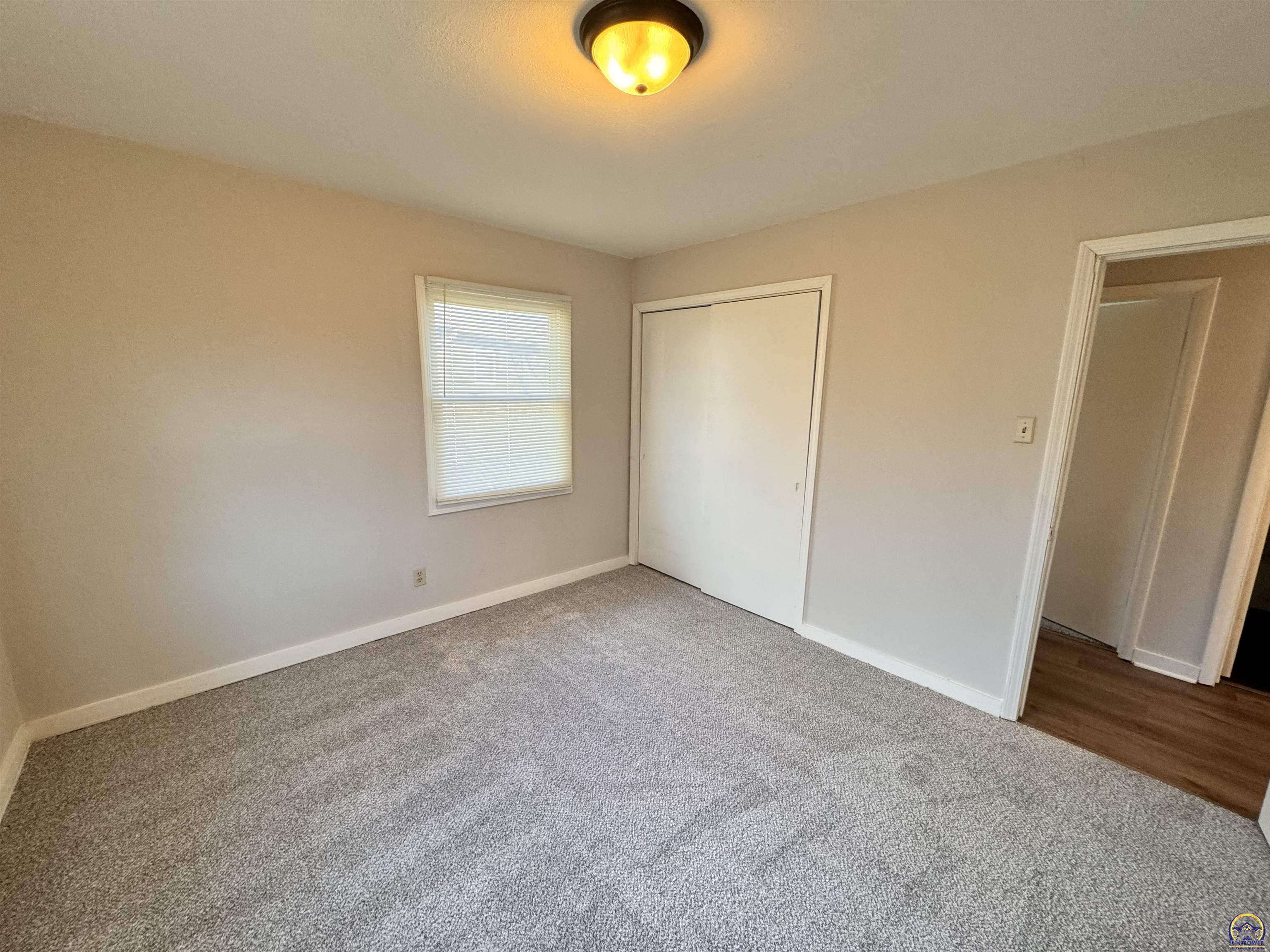 Topeka, Kansas 66611, United States, 3 Bedrooms Bedrooms, ,1 BathroomBathrooms,Residential,Pending,61359