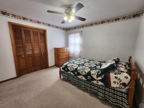 Tiny photo for 811 Homewood St, Emporia, KS 66801 (MLS # 246439)
