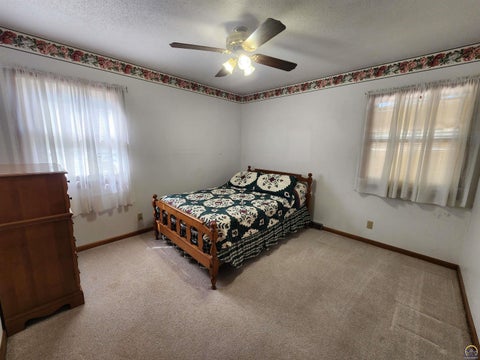 Tiny photo for 811 Homewood St, Emporia, KS 66801 (MLS # 246439)