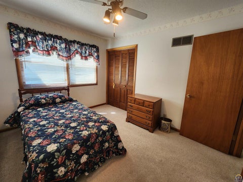 Tiny photo for 811 Homewood St, Emporia, KS 66801 (MLS # 246439)