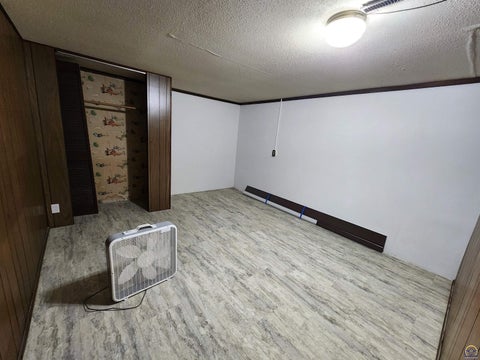 Tiny photo for 811 Homewood St, Emporia, KS 66801 (MLS # 246439)