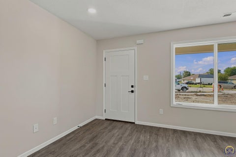 Tiny photo for 1923 NW Greenwood Ct, Topeka, KS 66608 (MLS # 246810)
