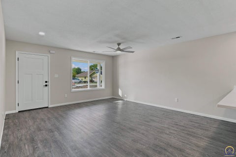 Tiny photo for 1923 NW Greenwood Ct, Topeka, KS 66608 (MLS # 246810)