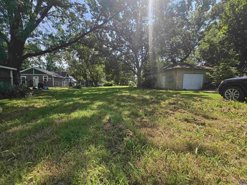 Tiny photo for 1223 NW Jackson St, Topeka, KS 66608 (MLS # 245675)
