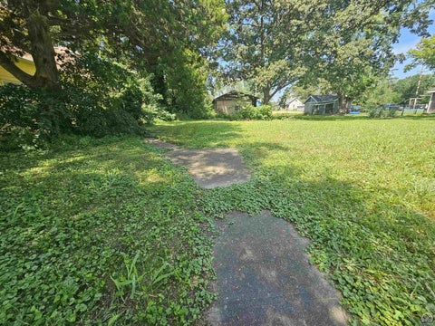 Tiny photo for 1223 NW Jackson St, Topeka, KS 66608 (MLS # 245675)