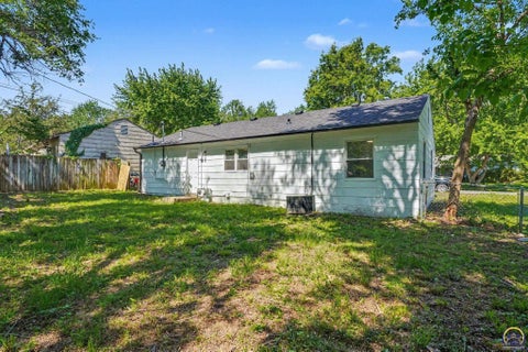 Tiny photo for 3466 SW Clare Ave, Topeka, KS 66611 (MLS # 244254)