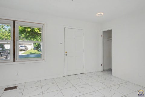 Tiny photo for 3466 SW Clare Ave, Topeka, KS 66611 (MLS # 244254)