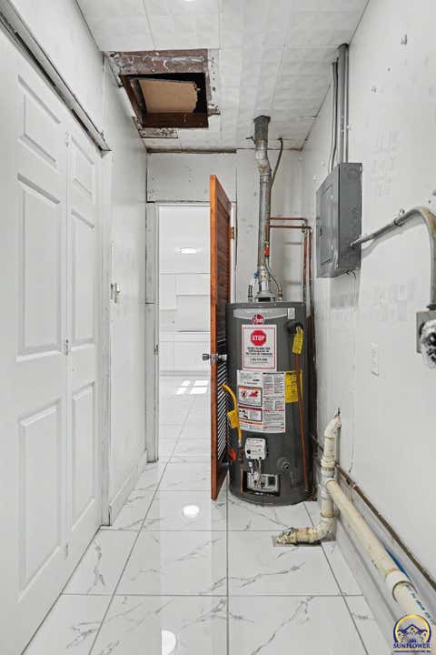 Tiny photo for 3466 SW Clare Ave, Topeka, KS 66611 (MLS # 244254)