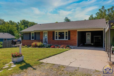 Tiny photo for 115 E 3rd St, Holton, KS 66436 (MLS # 246413)