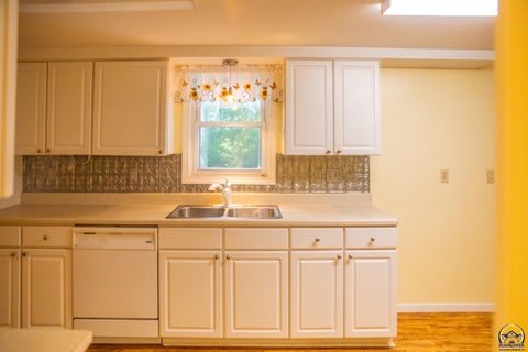 Tiny photo for 623 N 900 Rd, Lawrence, KS 66047 (MLS # 245739)