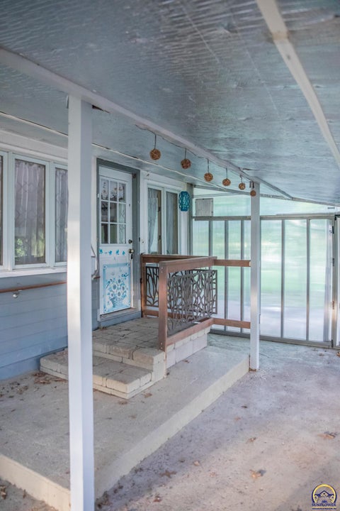 Tiny photo for 623 N 900 Rd, Lawrence, KS 66047 (MLS # 245739)