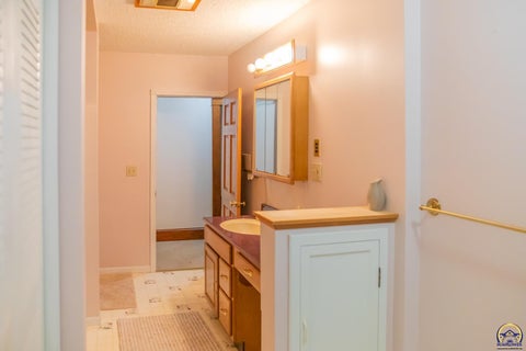 Tiny photo for 623 N 900 Rd, Lawrence, KS 66047 (MLS # 245739)