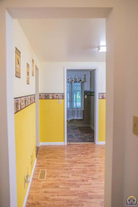 Tiny photo for 623 N 900 Rd, Lawrence, KS 66047 (MLS # 245739)