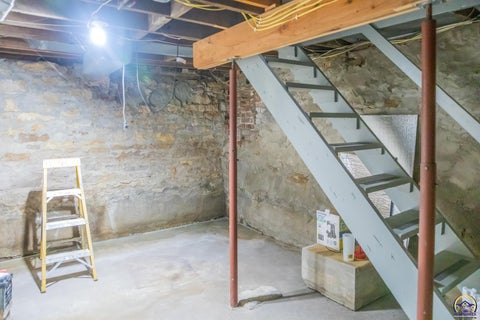 Tiny photo for 623 N 900 Rd, Lawrence, KS 66047 (MLS # 245739)