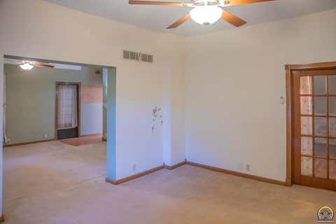 Tiny photo for 623 N 900 Rd, Lawrence, KS 66047 (MLS # 245739)