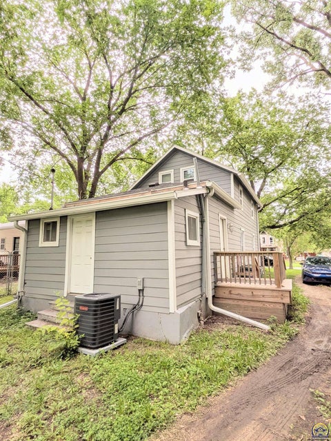 Tiny photo for 405 State St, Emporia, KS 66801 (MLS # 244848)