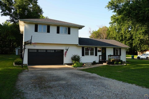 Photo of 505 Mill St, Circleville, KS 66416 (MLS # 245924)