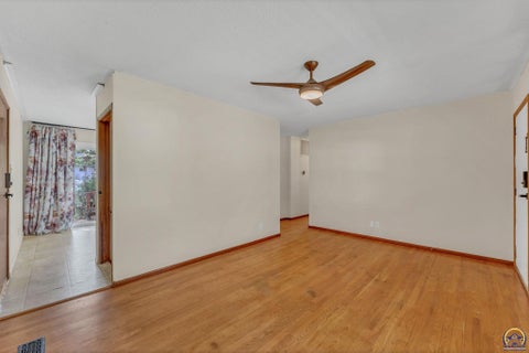 Tiny photo for 3129 SW Grand Ct, Topeka, KS 66614 (MLS # 246713)
