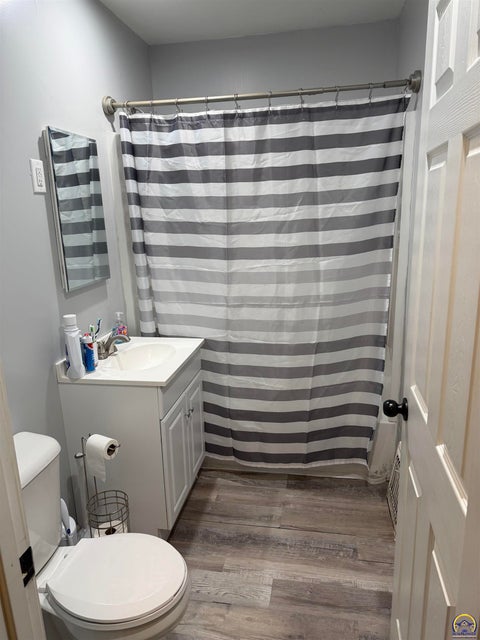 Tiny photo for 930 Chestnut St, Emporia, KS 66801 (MLS # 246698)