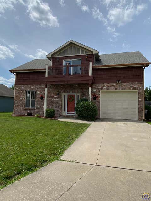 Photo of 7111 SW Wheatfield Ln, Topeka, KS 66619 (MLS # 245103)