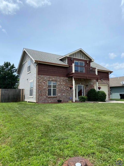 Tiny photo for 7111 SW Wheatfield Ln, Topeka, KS 66619 (MLS # 245103)