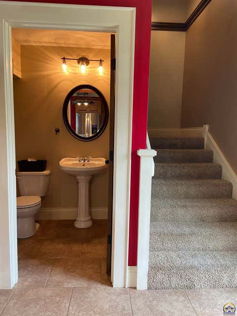 Tiny photo for 7111 SW Wheatfield Ln, Topeka, KS 66619 (MLS # 245103)