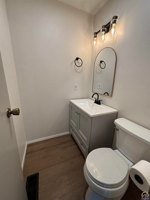 Tiny photo for 4916 NW Sioux Ln, Topeka, KS 66618 (MLS # 245523)