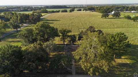 Tiny photo for 315 E Logan Ave, Emporia, KS 66801 (MLS # 246375)