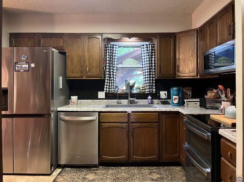 Tiny photo for 2769 SE Allen Dr, Topeka, KS 66605 (MLS # 244576)