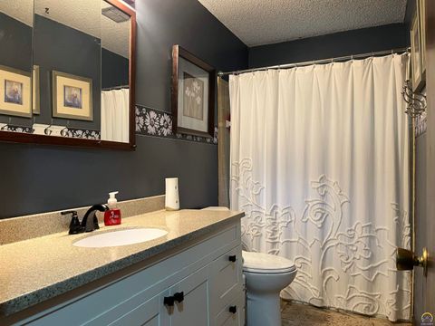 Tiny photo for 2769 SE Allen Dr, Topeka, KS 66605 (MLS # 244576)