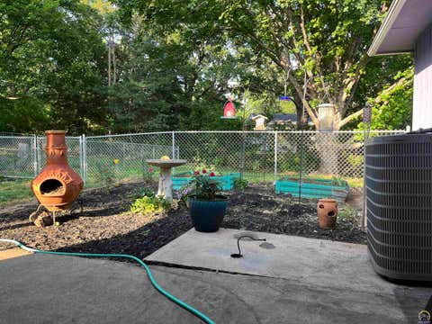 Tiny photo for 2769 SE Allen Dr, Topeka, KS 66605 (MLS # 244576)