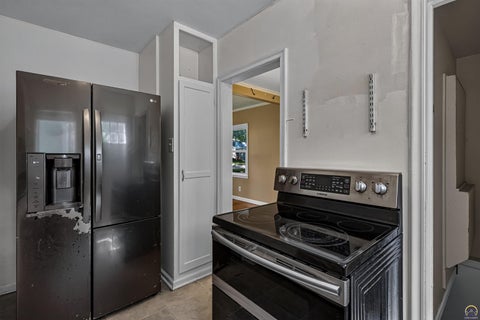 Tiny photo for 838 SW Webster Ave, Topeka, KS 66606 (MLS # 246330)