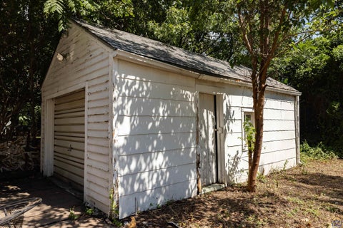 Tiny photo for 838 SW Webster Ave, Topeka, KS 66606 (MLS # 246330)