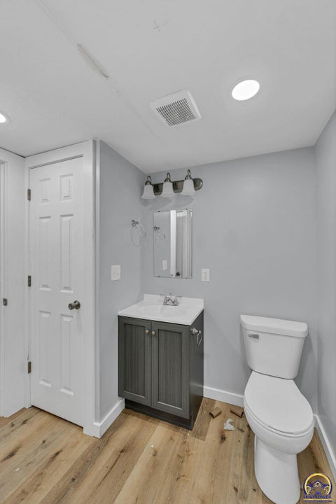 Tiny photo for 2820 SE Massachusetts Ave, Topeka, KS 66605 (MLS # 247143)