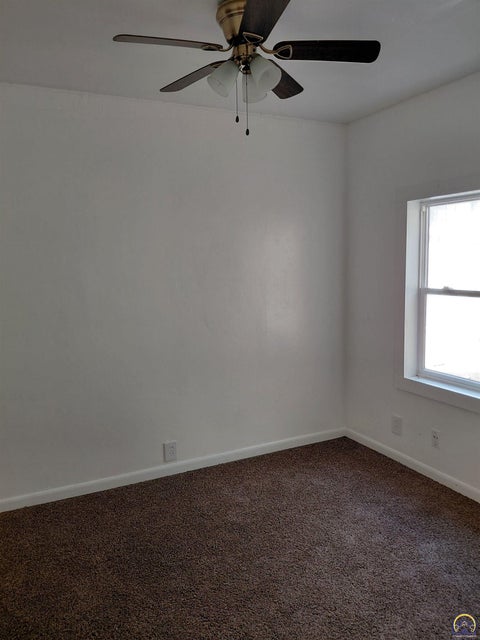 Tiny photo for 2820 SE Massachusetts Ave, Topeka, KS 66605 (MLS # 247143)