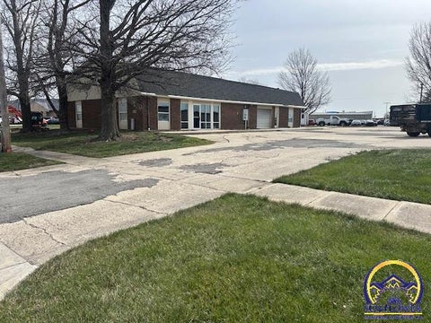 Tiny photo for 2852 Four Wheel Dr, Lawrence, KS 66047 (MLS # 243480)