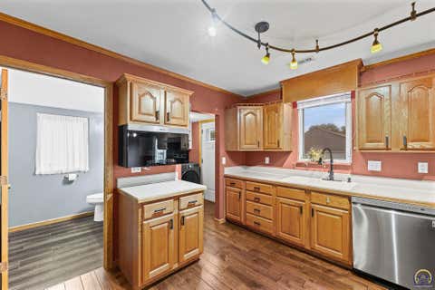Tiny photo for 430 Monroe St, Pomona, KS 66076 (MLS # 246164)