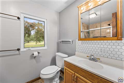 Tiny photo for 430 Monroe St, Pomona, KS 66076 (MLS # 246164)