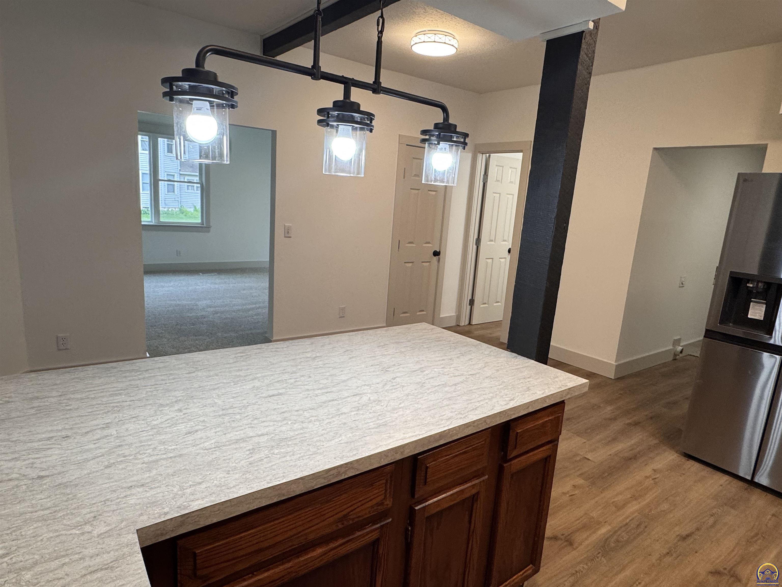 Topeka, Kansas 66616, United States, 3 Bedrooms Bedrooms, ,2 BathroomsBathrooms,Residential,Pending,118701