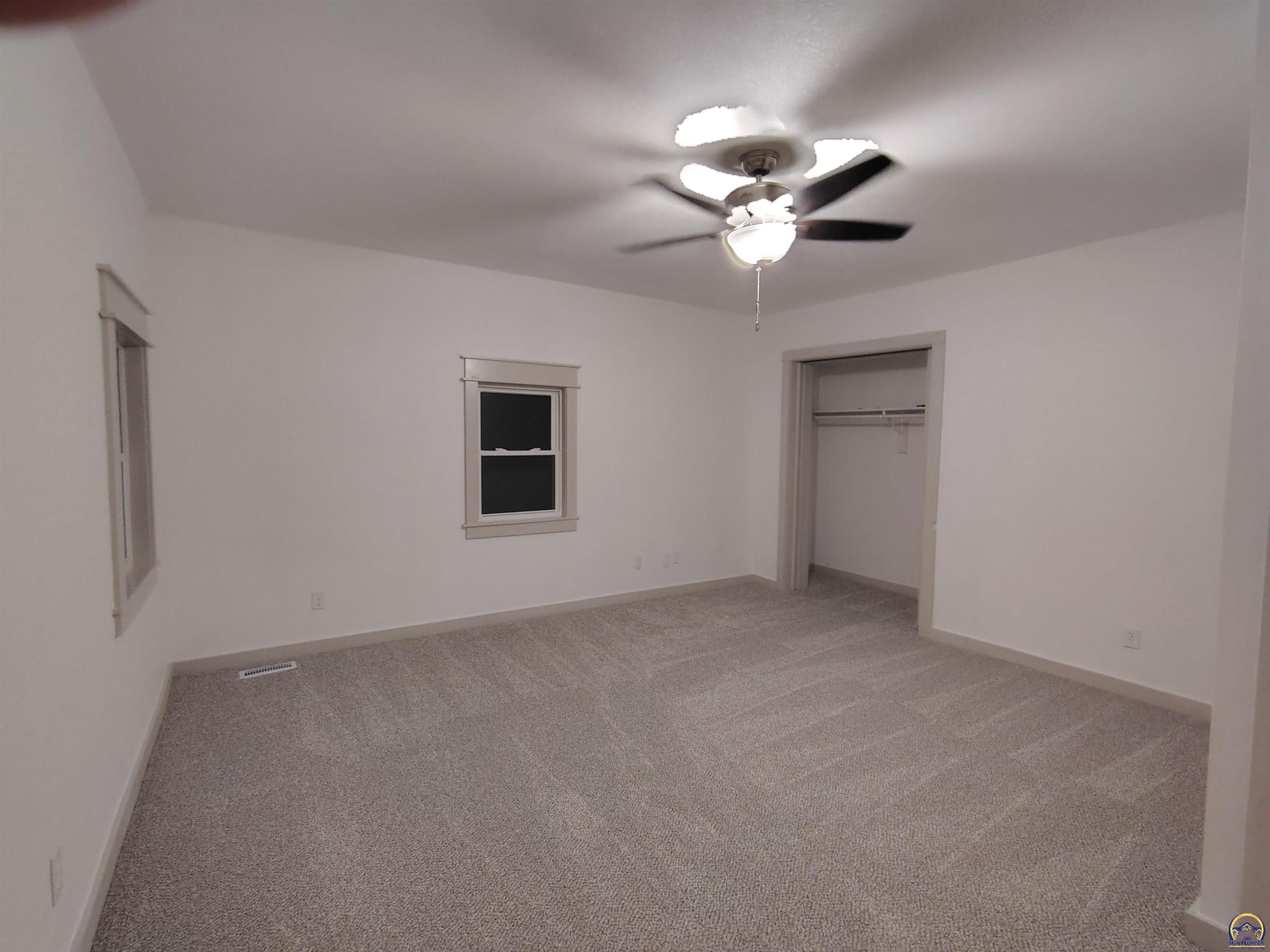 Topeka, Kansas 66616, United States, 3 Bedrooms Bedrooms, ,2 BathroomsBathrooms,Residential,Pending,118701