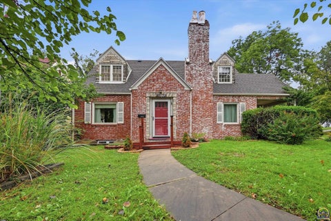 Tiny photo for 2800 SW Huntoon St, Topeka, KS 66604 (MLS # 246930)