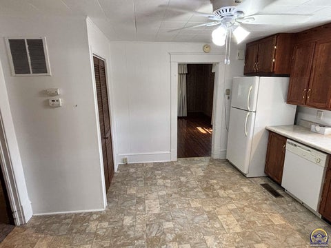 Tiny photo for 521 Elm St, Cottonwood Falls, KS 66845 (MLS # 246209)