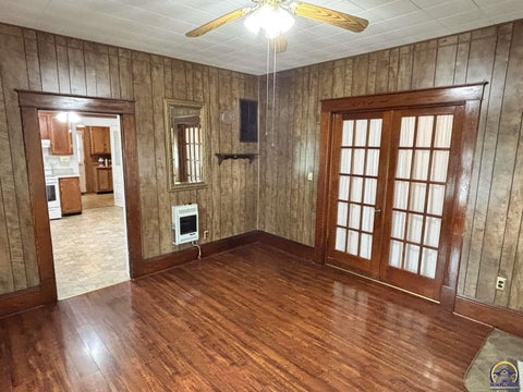 Tiny photo for 521 Elm St, Cottonwood Falls, KS 66845 (MLS # 246209)