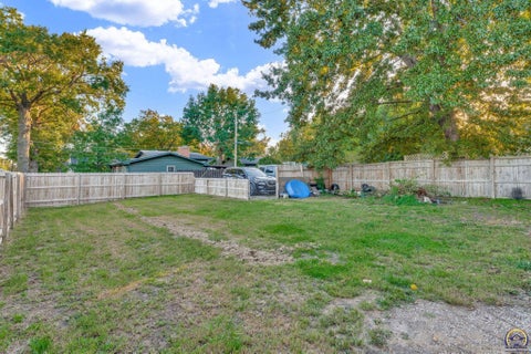 Tiny photo for 3301 SW 7th St, Topeka, KS 66606 (MLS # 246947)